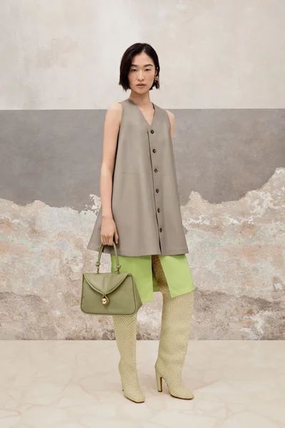 Look 32